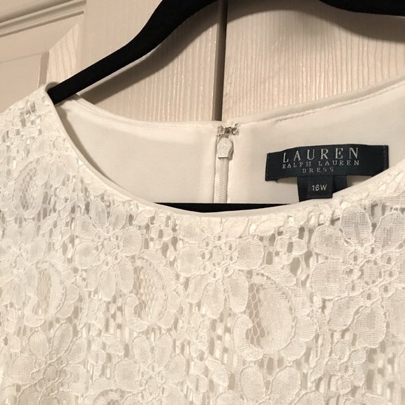 NEW Lauren Ralph Lauren Plus Lace Sheath Dress - Picture 3 of 10